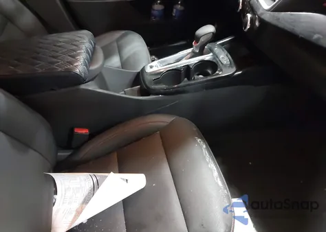 2025 Chevrolet Trax Fwd 2Rs z USA, uszkodzony, nr VIN KL77LJEP0SC018353